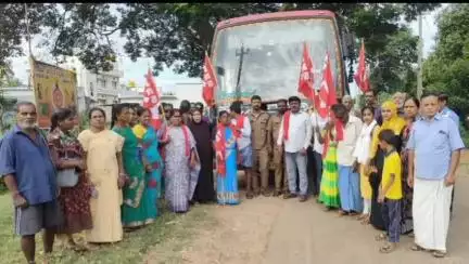 ಮಳವಳ್ಳಿ: ತಾಲ್ಲೂಕಿನ ಬ್ಲಫ್ ಮಲ್ಲಿಕ್ಯಾತನಹಳ್ಳಿ ಗ್ರಾಮಗಳಿಗೆ ಬಸ್ ಸೌಲಭ್ಯ, ಅಧಿಕಾರಿಗಳಿಗೆ ಪ್ರಾಂತ ರೈತ ಸಂಘ ಅಭಿನಂದನೆ