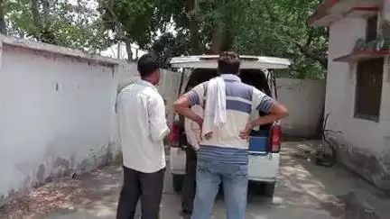 बदायूं: भूड़ बिसौली चौराहे के पास ट्रक की टक्कर से बाइक सवार की सड़क हादसे में हुई मौत, पुलिस ने शव पोस्टमार्टम के लिए भेजा