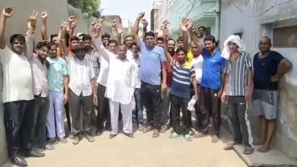 चिड़ावा: सुलताना कस्बे में धार्मिक सौहार्द बिगाड़ने की कोशिश, हिंदू धर्म को लेकर दीवार पर लिखे गए आपत्तिजनक शब्द