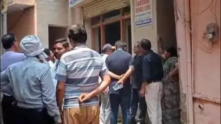 शिवपुरी नगर: कस्टम गेट पर मेडिकल एजेंसी में भीषण आग, ढाई घंटे में आग पर काबू, दवा का भारी नुकसान