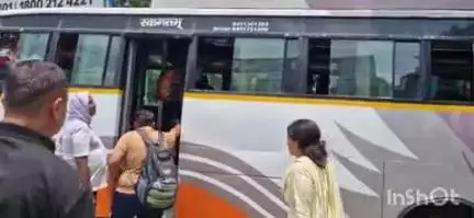 हल्द्वानी: काठगोदाम से कैंची धाम के लिए श्रद्धालुओं के लिए प्रशासन और आरटीओ विभाग द्वारा शटल सेवा लगाई गई