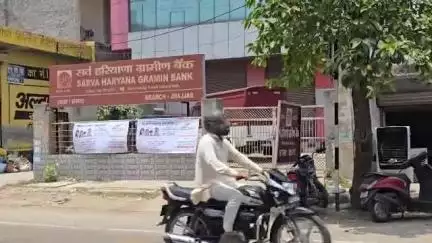झज्जर: झज्जर में व्यक्ति की बाइक से तीन लाख की चोरी, ग्रामीण बैंक से निकालकर पीएनबी में जमा करने जा रहा था