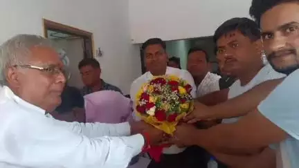 गुरुआ: बिहार में महा परिवर्तन आंदोलन की शुरुआत, पूर्व डीआईजी विनय कुमार सिंह पहुंचे गुरुआ