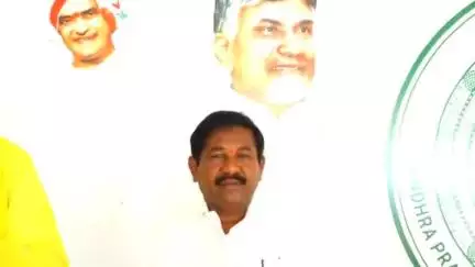 కొండపి: మాజీ సీఎం పై తీవ్ర ఆగ్రహం వ్యక్తం చేస్తున్న కొండపి ఎమ్మెల్యే ఏపీ సాంఘిక సంక్షేమ శాఖ మంత్రి డోల బాల వీరాంజనేయ స్వామి