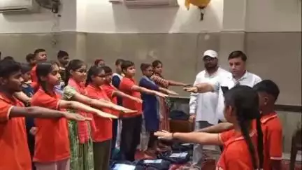 जगाधरी: साईं मंदिर के प्रांगण में महिला एवं बाल विकास विभाग ने बाल विवाह रोकने हेतु बच्चों को दिलाई शपथ