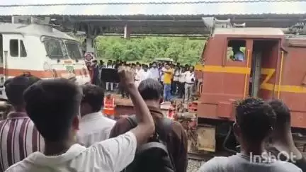 नाशिक: मध्य रेल्वेच्या उंबरमाळी रेल्वे स्थानकाजवळ मेल एक्सप्रेसच्या इंजिनमध्ये तांत्रिक बिघाड, वाहतूक विस्कळीत