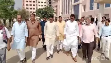 चूरू: संकल्प से सिद्धि कार्यक्रम के तहत चूरू में मंत्री सुरेश रावत ने कहा- एक पेड़ मां के नाम पौधारोपण पर्यावरण की रक्षा करेगा