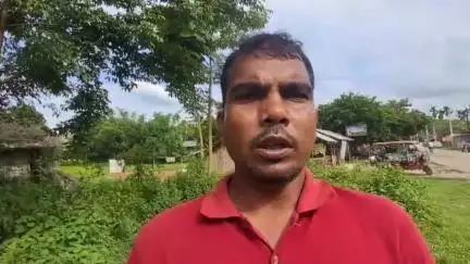 সোণাৰি: জিলাত অবৈধ চুলাই মদৰ ঘাটি বন্ধ কৰিবলৈ জিলা প্ৰশাসনক সোণাৰিত দাবী জনালে আটছাৰ জিলা সভাপতিয়ে