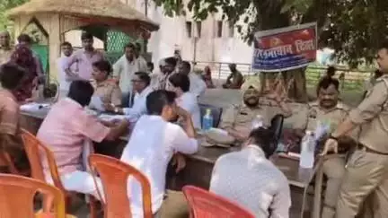 रसूलाबाद: रसूलाबाद कोतवाली परिसर में थाना समाधान दिवस नायब तहसीलदार की अध्यक्षता में संपन्न, 6 शिकायतें दर्ज