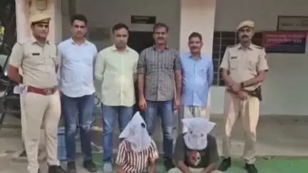 नवलगढ़: चाची ने होटल में बुलाकर भतीजी का अपने दोस्तों से करवाया गैंगरेप, नवलगढ़ पुलिस ने दो आरोपियों को किया गिरफ्तार