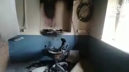 जालौर: जालौर में शनिवार को सुबह 8:30 बजे नगर परिषद के तकनीकी शाखा कार्यालय में शॉर्ट सर्किट से लगी आग