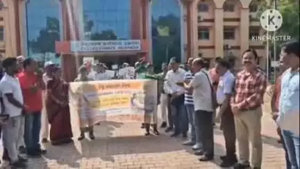 ନୂଆପଡା: ବିଶ୍ଵ ରକ୍ତଦାତା ଦିବସ ପାଳନ ଅବସରରେ ସଚେତନତା ଶୋଭାଯାତ୍ରା