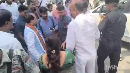 मुशहरी: उपमुख्यमंत्री ने कहा, लालू प्रसाद अपने आगे किसी को कुछ नहीं समझते, महापुरुषों का सम्मान करते तो ऐसी स्थिति न होती