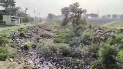 इटवा: सरयू नहर की ऊंचडीह रजवाहा में पानी नहीं आने से किसानों को धान की नर्सरी की सिंचाई करने में हो रही है परेशानी #jansamasya
