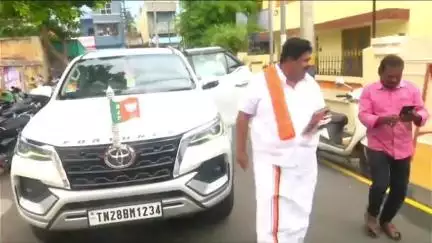 சேலம்: கூட்டணிக் கட்சிகளுக்கு எத்தனை இடம்  எடப்பாடியார் முடிவு செய்வார் நெடுஞ்சாலை நகரில் கே பி ராமலிங்கம் பேட்டி