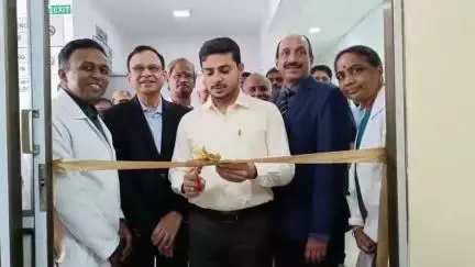 கோவை தெற்கு: திருச்சி சாலை வி ஜி எம் மருத்துவமனையில் அதிநவீன இரத்த வங்கி ஆட்சியர் பவன்குமார்
துவக்கி வைத்து சிறப்புரையாற்றினார்