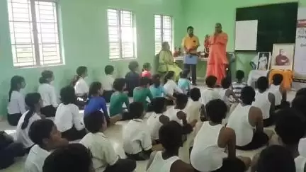 বিনপুর ১: বিনপুরে ঝাড়গ্রাম রামকৃষ্ণ মিশনের আয়োজনে আয়োজিত হল ব্লক স্তরীয় যোগ প্রতিযোগিতা