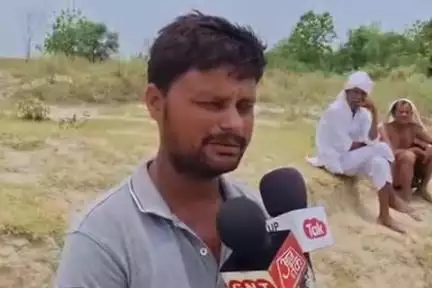 बलरामपुर: पिता की मृत्यु पर बेटे ने लगाए गंभीर आरोप, आरोपियों के खिलाफ सख्त कार्रवाई की मांग