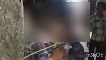 लालगंज: पिलखा गांव में दबंगों ने एक दलित युवक को दी तालिबानी सजा, वीडियो वायरल