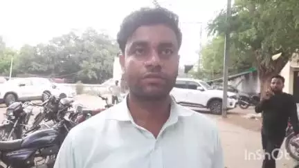 अंबाह: डॉ. अनीता नर्सिंग होम के सामने से मोटरसाइकिल चोरी