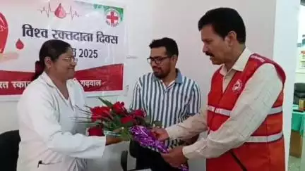 पौड़ी: पौड़ी में रेडक्रॉस सोसाइटी के तत्वावधान में हुआ रक्तदान शिविर का आयोजन