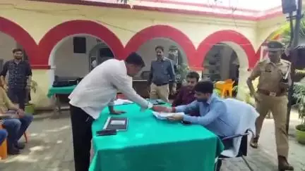 लखीमपुर: लखीमपुर सदर कोतवाली परिसर में सीडीओ की अध्यक्षता में संपन्न हुआ थाना समाधान दिवस, कुल 6 फरियादी पहुंचे