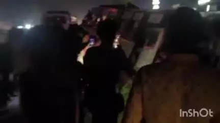 निघासन: देहरादून जा रही ओवरलोड डग्गामारी बस बाजपुर के पास पलटी, 35 यात्री घायल, जिला प्रशासन पर उठे सवाल