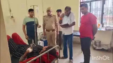 हरदोई: बावन कस्बा मोहल्ला खेड़ा में मामूली विवाद के बाद पति ने अवैध तमंचे से पत्नी को मारी गोली, पत्नी अस्पताल में हुई भर्ती