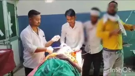 बांदा: ओरन रोड बबेरू में बाइक अनियंत्रित होकर गिरी, बाइक सवार मां-बेटे हुए घायल