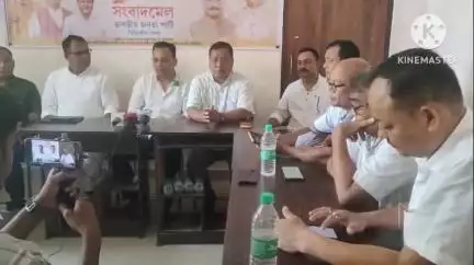 তিনিচুকীয়া: সদৰত ১১ বছৰ বৰ্ষপূৰ্তি লগত সংগতি ৰাখি সংকল্পৰ পৰা সিদ্ধি লৈ কাৰ্যসূচীৰ সন্দৰ্ভত জিলা বিজেপিৰ সংবাদমেল অনুষ্ঠিত