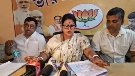 বসিরহাট ১: মোদিজীর ১১ বছরের সুশাসনে নিয়ে বসিরহাট বিজেপি কার্যলয়ে প্রেস কনফারেন্স বিজেপি নেত্রী ফাল্গুনী পাত্রের