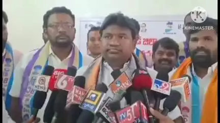 దేవరకొండ: BCలకు 42 శాతం రిజర్వేషన్లు అమలయ్యాకే స్థానిక ఎన్నికలు నిర్వహించాలి:BC పొలిటికల్ జేఏసి రాష్ట్ర అధ్యక్షులు యుగేంధర్ గౌడ్