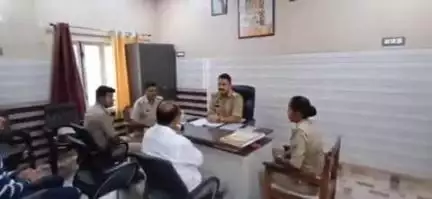 शनिवार को थाना राम जन्मभूमि परिसर में समाधान दिवस का आयोजन किया गया