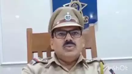 ठाणे: मुंब्रा पोलिस ठाण्यात पोलिसांची आणि रॅपिड ॲक्शन फोर्सची बैठक