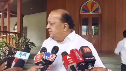 करवीर: सतेज पाटील यांनी लढाई लढली पाहिजे आणि मी विजयी होणार असं म्हटलं पाहिजे -वैद्यकीय शिक्षण मंत्री हसन मुश्रीफ