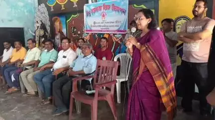 গড়বেতা ১: আজ বিশ্ব রক্তদাতা দিবস সেই উপলক্ষে গড়বেতা হাইস্কুলে বিশেষ কর্মশালা