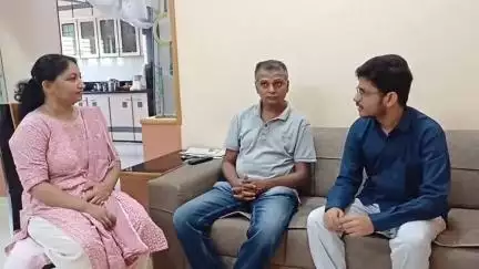 ધોરાજી: અમદાવાદ પ્લેન દુર્ઘટનામાં ધોરાજીના ડોક્ટર પુત્રનો બચાવ થતા મીડિયા સમક્ષ માહિતીઓ જાહેર કરી