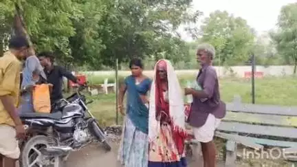 कपासन: उम्मेदपुरा में मवेशियों को पानी पिलाते समय बैल के हमले से महिला घायल, चित्तौड़गढ़ रेफर