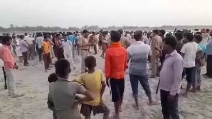 सीतापुर: तंबौर की शारदा नदी में नहाते समय गहरे पानी में डूबने से 4 बच्चों की हुई मौत, पुलिस ने कराया पोस्टमार्टम