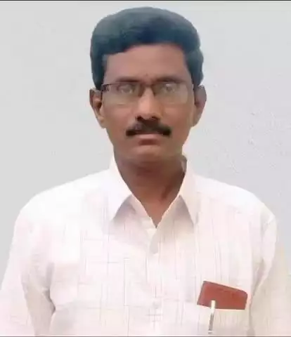 మణుగూరు: అవుట్ సోర్సింగ్ పంచాయతీ కార్మికులను పర్మిట్ చేయాలి టి యు సి ఐ జిల్లా అధ్యక్షులు ఆర్ మధుసూదన్ రెడ్డి
