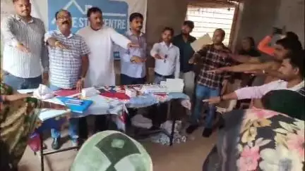 जौरा: जौरा सिविल हॉस्पिटल के तत्वाधान में ग्राम पोयन के पूरा में हेल्थ शिविर का आयोजन
