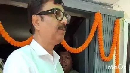 जमुई: डीएम ने ब्लड बैंक में किया रक्तदान, कहा- सब मिलकर करें योगदान