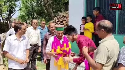 बैजनाथ: 77 साल बाद दूरदराज गांव टमरैलू पहुंचने वाले पहले विधायक किशोरी लाल