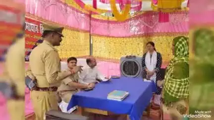 उतरौला: डीएम एवं एसपी की अध्यक्षता में थाना कोतवाली गैंडास बुजुर्ग में थाना समाधान दिवस सम्पन्न हुआ
