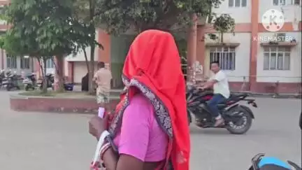 মৰিয়নি: মৰিয়নিত ভয়ংকৰ ঘটনা ,ডেৰ বছৰত কেইবাখনো বিদ্যালয়ৰ প্ৰায় 15 গৰাকী সপ্তম- দশম শ্ৰেণীৰ ছাত্ৰী বিবাহ পাশত আবদ্ধ