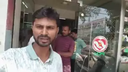 daudnagar bajar samiti ke Rahane wale nivasi atal Yadav ke sath hua yah ghatna Aurangabad jila sthan bajar samiti
