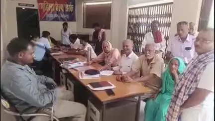 सिलाव: सिलाव थाना में जमीन विवाद निपटाने के लिए सीओ ने लगाया जनता दरबार