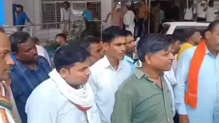 मेदिनीनगर (डालटनगंज): जिले में चतुर्थवर्गीय पदों के भर्ती विज्ञापन का विरोध, जिलास्तर पर बहाली व बर्खास्त कर्मचारियों को समायोजित करने की मांग