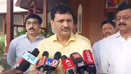 करवीर: शिवसेनेचे संघटन वाढवणं ही आमची जबाबदारी : पालकमंत्री प्रकाश आबिटकर