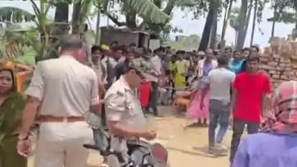 हाजीपुर: गंगा ब्रिज थाना क्षेत्र के नवादा गांव से पुलिस ने पति-पत्नी का शव किया बरामद, पुलिस जांच में जुटी